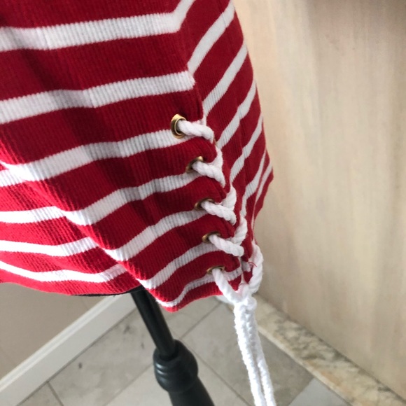 Red stripe women’s top. Light sweater like new - Picture 3 of 6